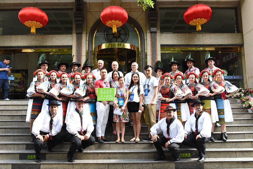 Ansamblul Folcloric Sinca Noua participand la LANZHOU INTERNATIONAL DRUM FESTIVAL OF CHINA