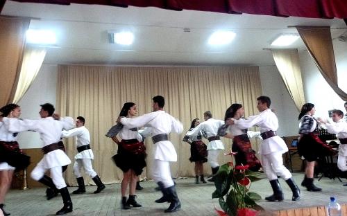 Joc din Tara Fagarasului - Brasov, Sinca Noua 2013 | Costume traditionale din Sinca Noua